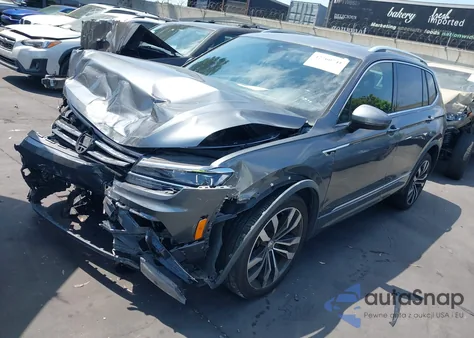 2019 Volkswagen Tiguan Sel Premium/Sel Premium R-Line from USA, damaged, VIN 3VV4B7AX6KM079045